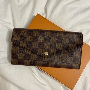 authentic Louis Vuitton Sarah Wallet